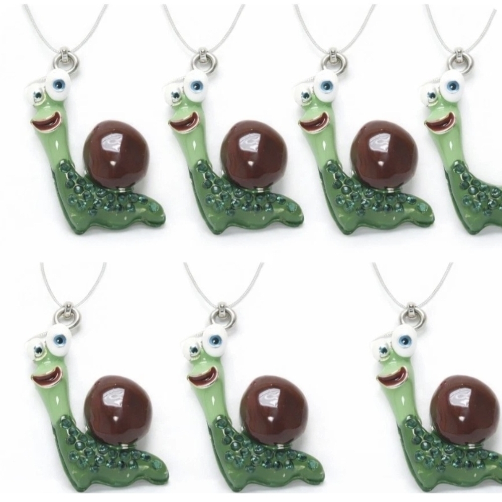 NWT)Whimsical Green and Brown Snail Necklace